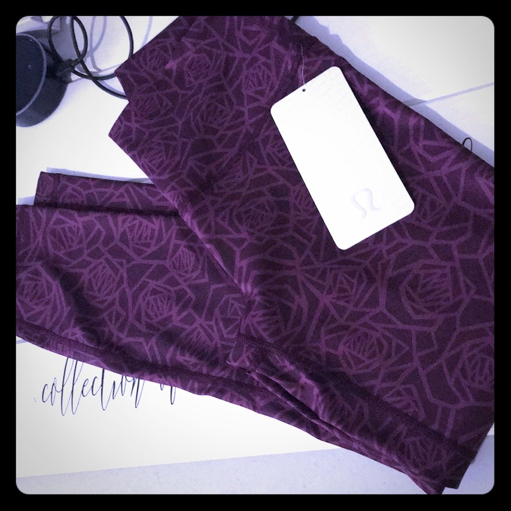 Brand new lululemon hightimes pant S6